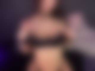 Cherry Snow's Live Sex Cam Show