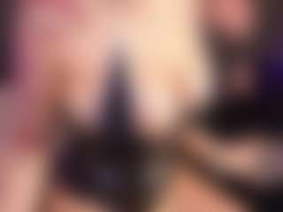 Cherry Snow's Live Sex Cam Show