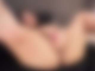 Live cam show with Cherry Snow - Brown Eyes Toys on Camming Site