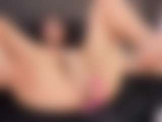 Live cam show with Cherry Snow - Foot Fetish on Camsoda