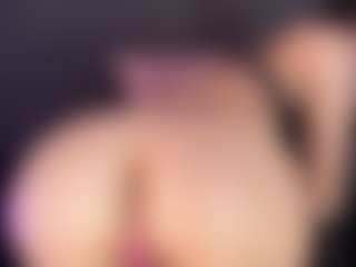 Cherry Snow's Live Sex Cam Show