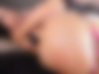 Live cam show with Cherry Snow - Squirt Teen (18+) on fapnchat