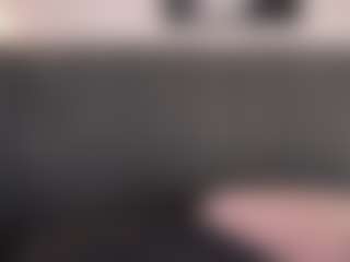 Live cam show with Cherry Snow - Red Hair on Camsoda