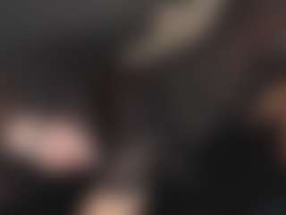 Live cam show with Cherry Snow - College on AdultVida.com