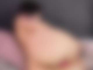 Live cam show with Cherry Snow - Red Hair Cum on Hubzter Live