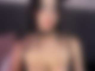 Live cam show with Cherry Snow - Big Ass on Dolls Live