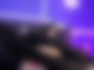 Live cam show with Cherry Snow - Fingering on Gym Cam Girls