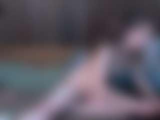 Live cam show with IninityKitty - Cute on madthumbs