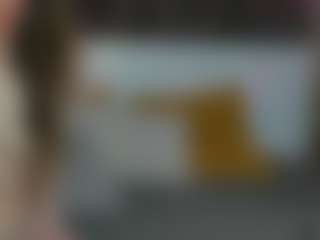 Live cam show with IninityKitty - Skinny on Hubzter Live