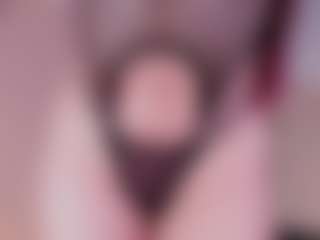 Kloe's Live Sex Cam Show