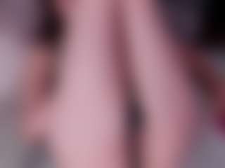 Live cam show with Kloe - Red Hair on Stripli.com