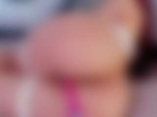 Kloe's Live Sex Cam Show