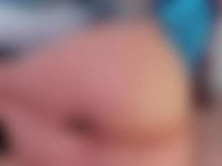 Kloe's Live Sex Cam Show
