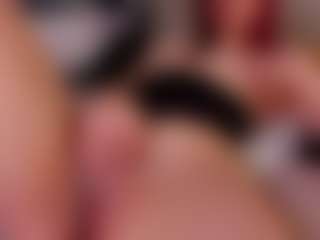 Kloe's Live Sex Cam Show