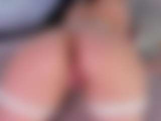 Live cam show with Kloe - Asshole on Camsoda