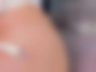 Live cam show with Kloe - Drinking on sexytreat.net
