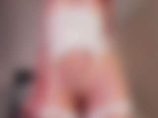 Kloe's Live Sex Cam Show