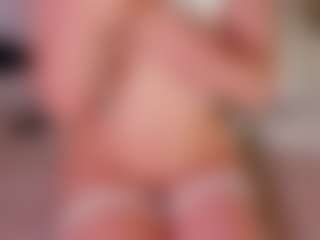 Kloe's Live Sex Cam Show