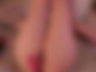 Kloe's Live Sex Cam Show