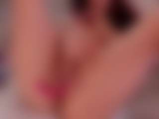 Live cam show with Kloe - Red Hair Fetish on AdultVida.com