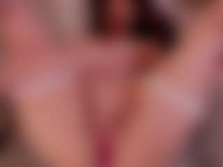 Live cam show with Kloe - Red Hair Squirt on Chatstar