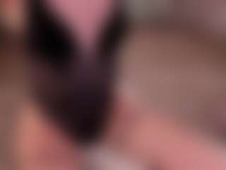 Kloe's Live Sex Cam Show