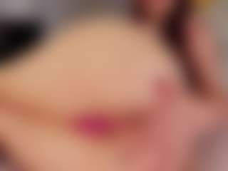 Kloe's Live Sex Cam Show