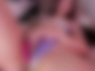 Kloe's Live Sex Cam Show