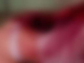Live cam show with Kloe - Strip Red Hair on friskycurves.com