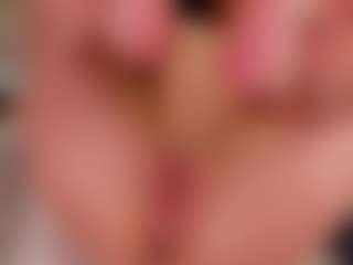 Kloe's Live Sex Cam Show
