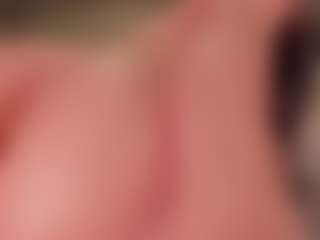 Spettacolo in cam dal vivo con Kloe - Bikini su Camsoda