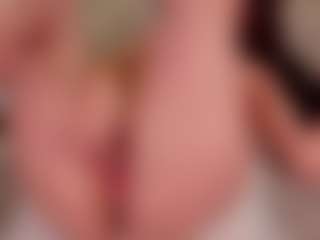 Live cam show with Kloe - Sensual on Gym Cam Girls