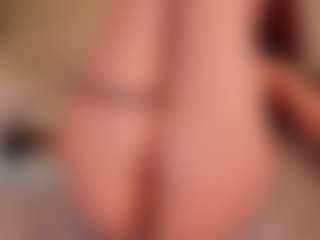 Kloe's Live Sex Cam Show