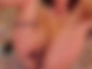 Live cam show with Kloe - Strip Red Hair on dropp.cam