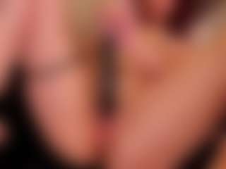 Live cam show with Kloe - Asshole on Camsoda