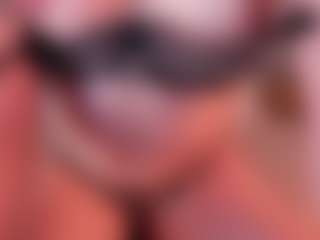 Kloe's Live Sex Cam Show