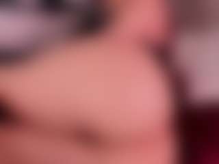 Spettacolo in cam dal vivo con Kloe - Amateur su Camsoda