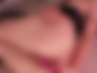 Kloe's Live Sex Cam Show