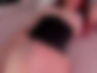 Kloe's Live Sex Cam Show