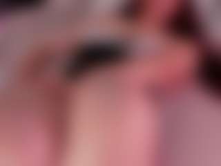 Live cam show with Kloe - Orgasm on Camsoda