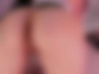 Kloe's Live Sex Cam Show