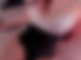 Kloe's Live Sex Cam Show