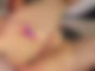 Kloe's Live Sex Cam Show