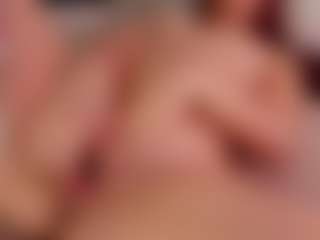 Kloe's Live Sex Cam Show