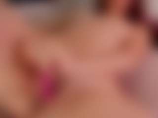 Kloe's Live Sex Cam Show