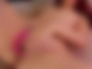 Kloe's Live Sex Cam Show