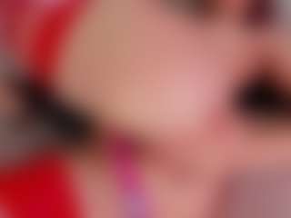 Live cam show with Kloe - Teen (18+) on Camsoda