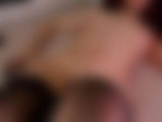 Live cam show with Kloe - Red Hair Shaved Pussy on Camsoda