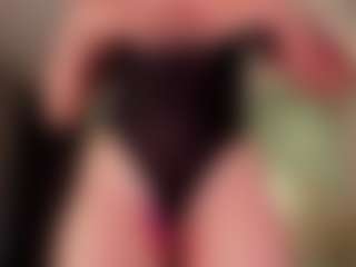 Kloe's Live Sex Cam Show