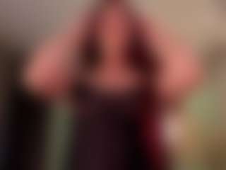 Kloe's Live Sex Cam Show